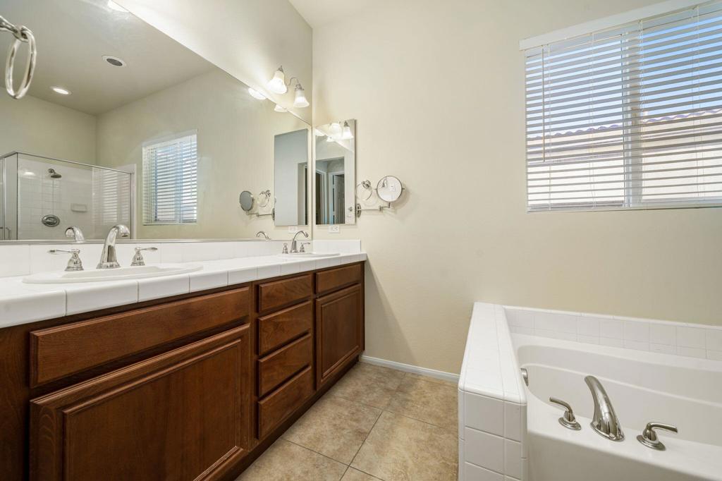 MLS #219137661DA image #10