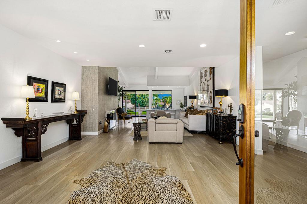 MLS #219137668DA image #10