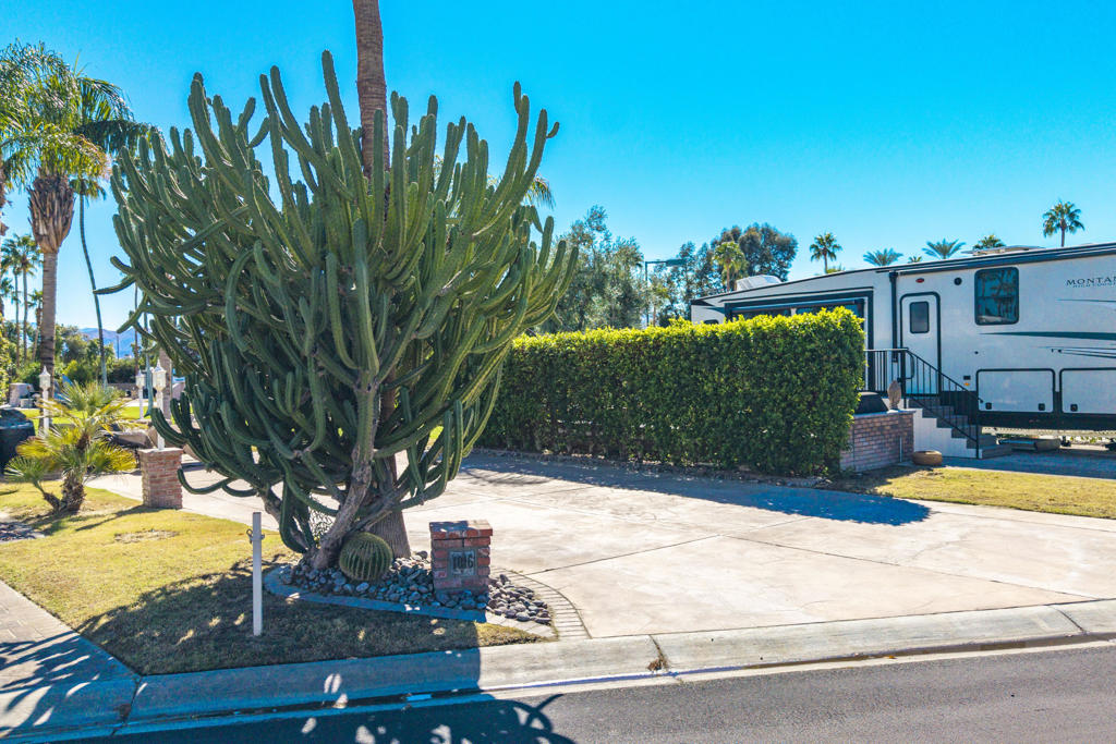 MLS #219137692PS image #2