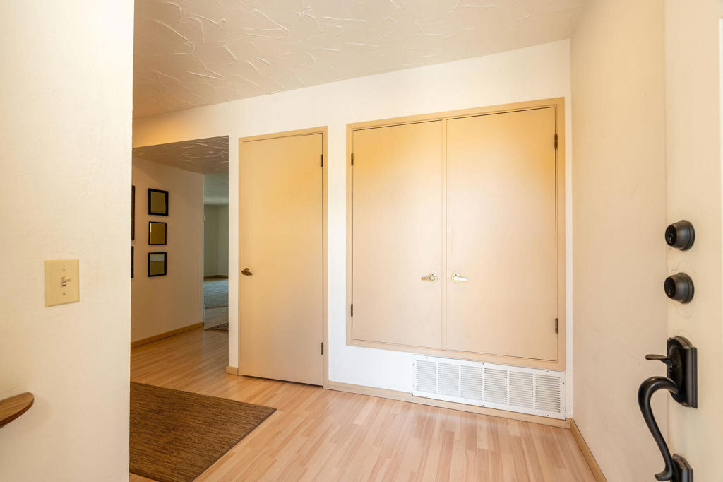 MLS #219137693DA image #4