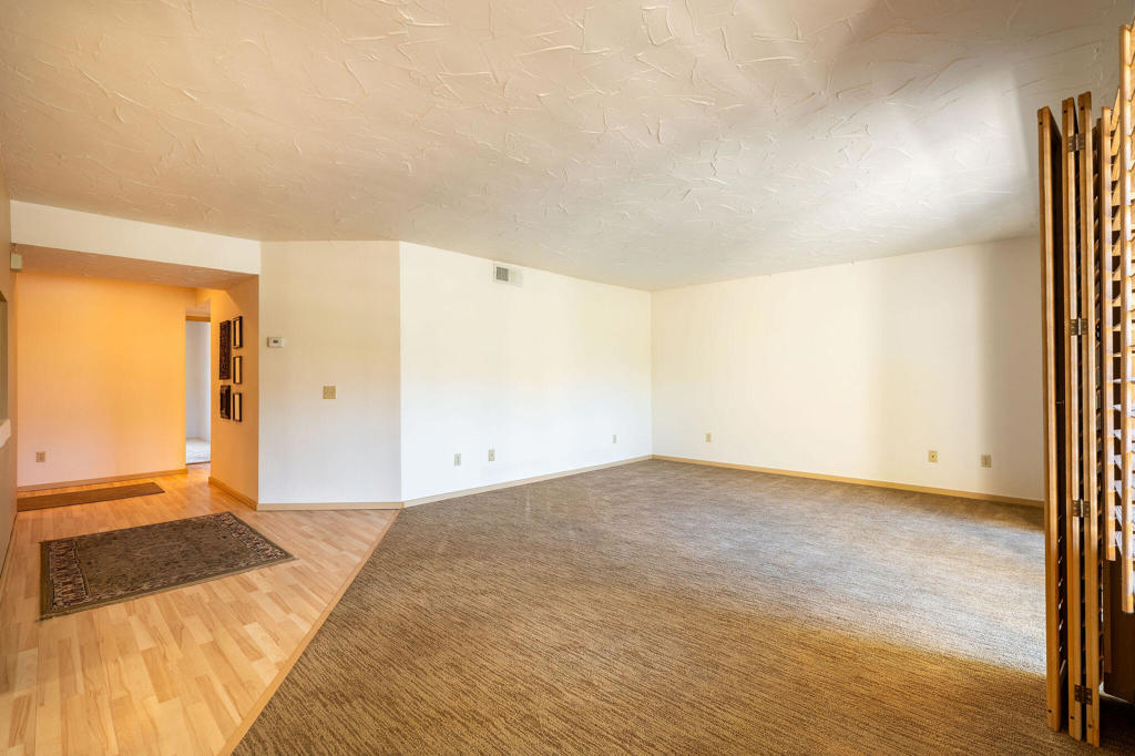 MLS #219137693DA image #7