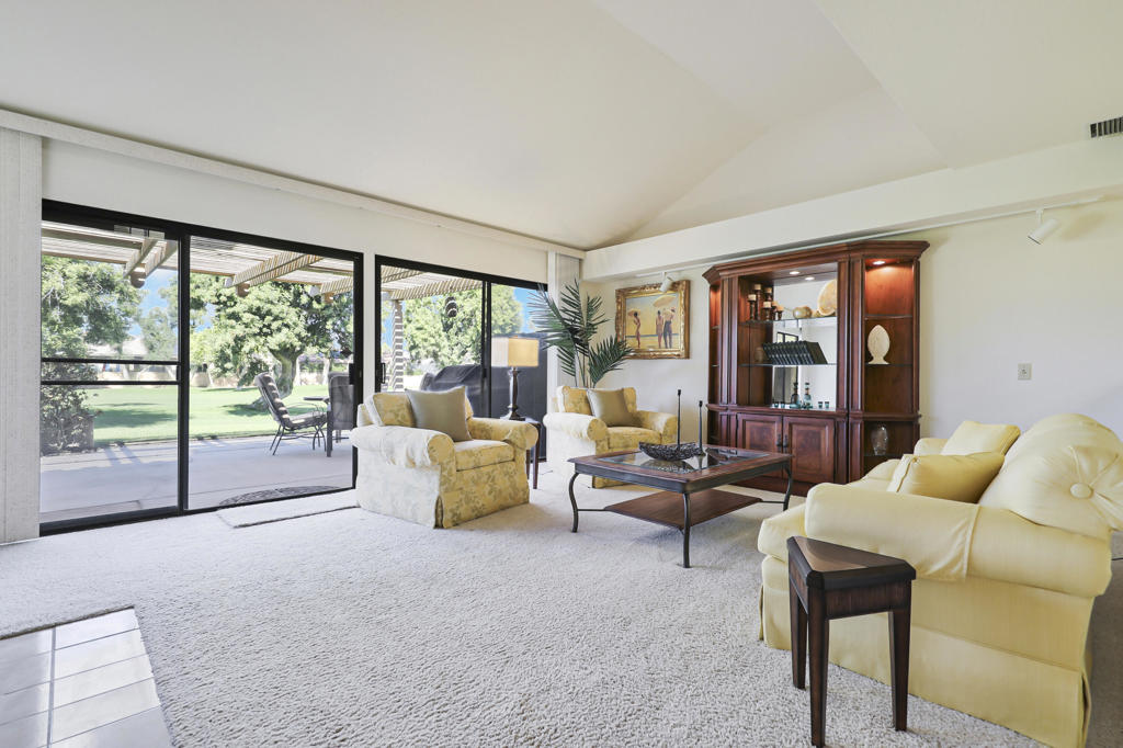 MLS #219137700DA image #3