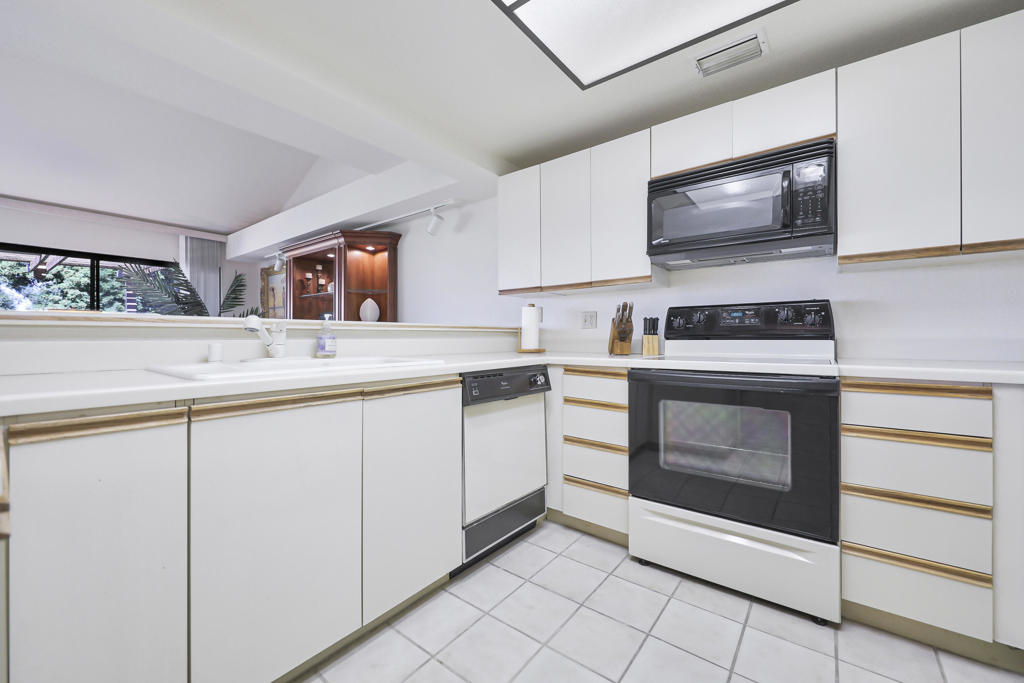 MLS #219137700DA image #9