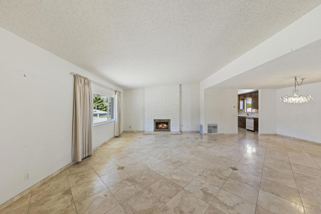 MLS #219137701DA image #9