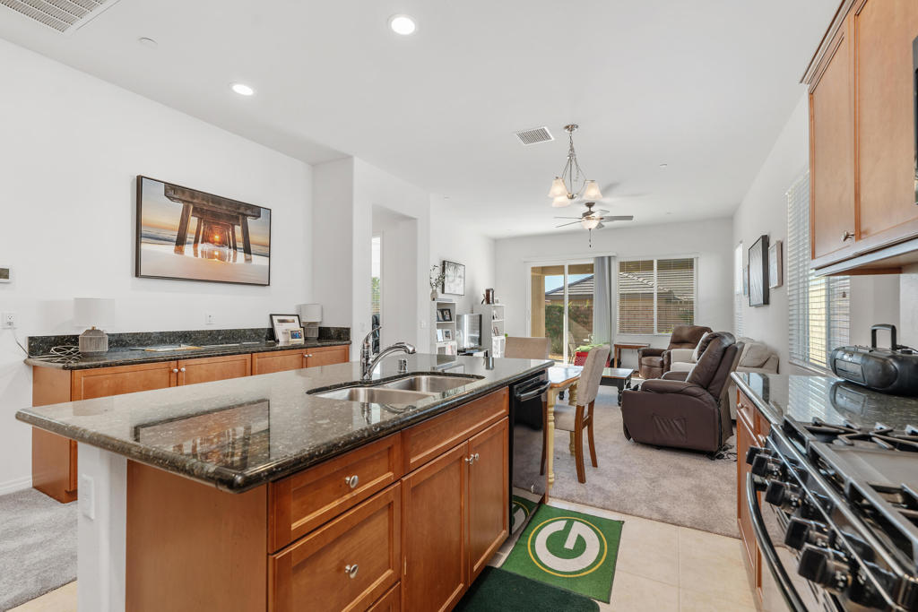 MLS #219137711DA image #4