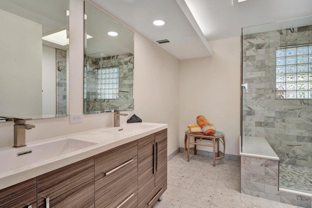 MLS #219137714DA image #22