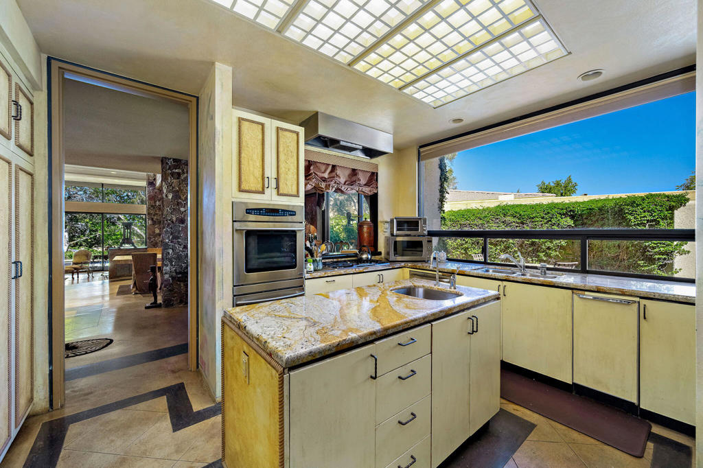 MLS #219137746DA image #4