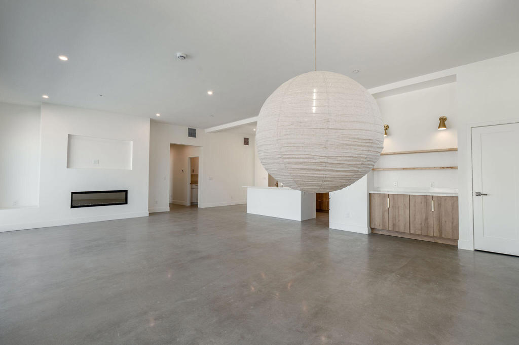 MLS #219137751DA image #13