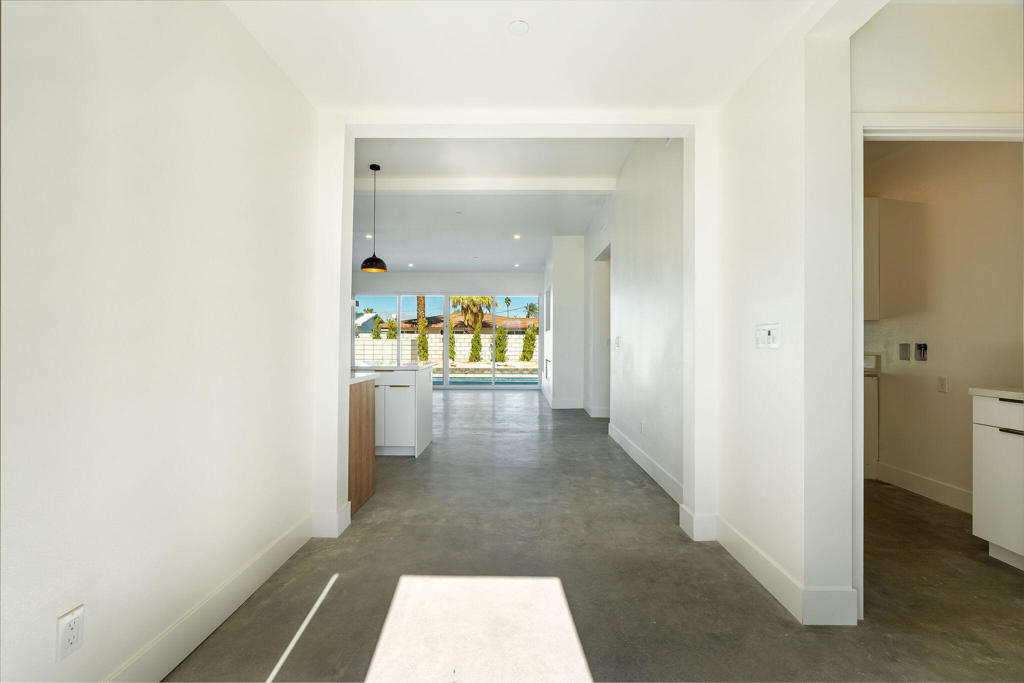 MLS #219137751DA image #4