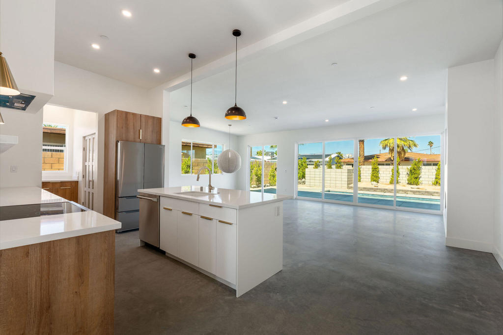 MLS #219137751DA image #5