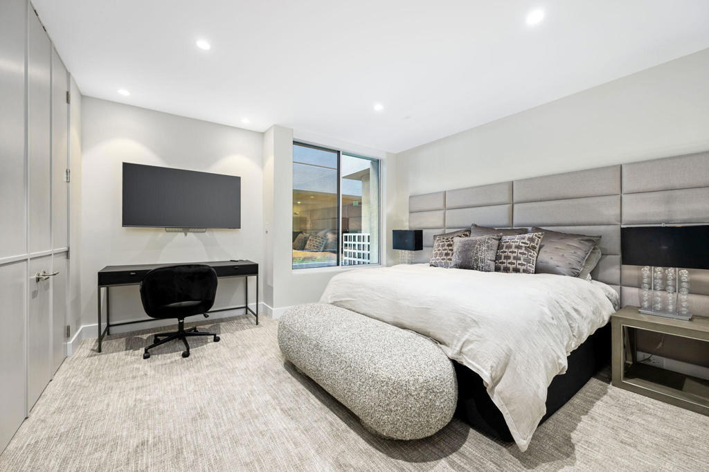 MLS #219137752DA image #8