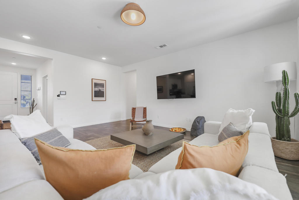 MLS #219137768DA image #8