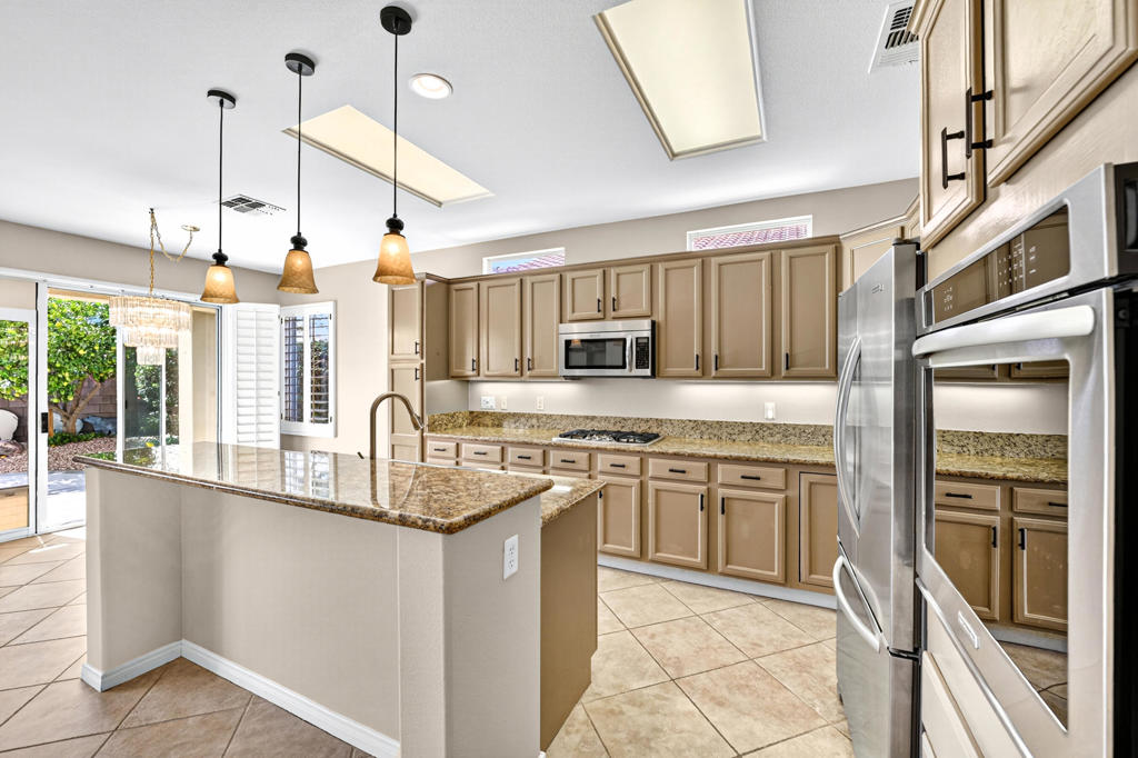 MLS #219137786DA image #11