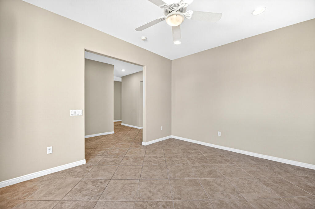 MLS #219137786DA image #4