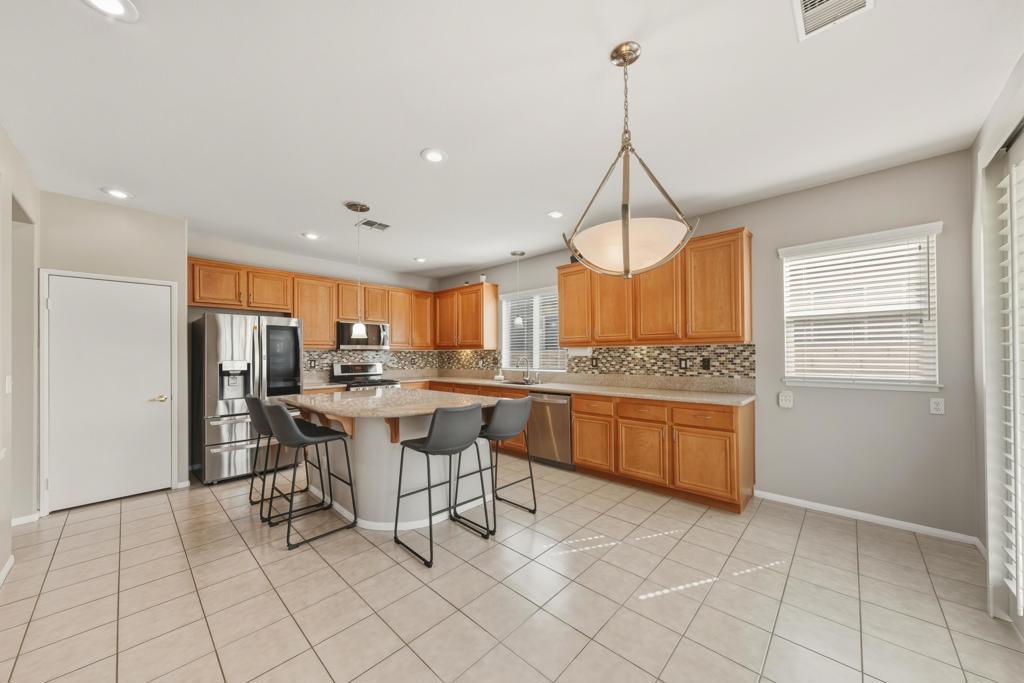 MLS #219137799DA image #9