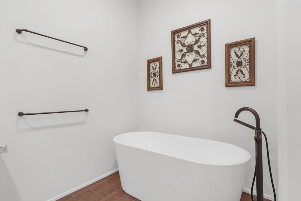 MLS #219137800DA image #25