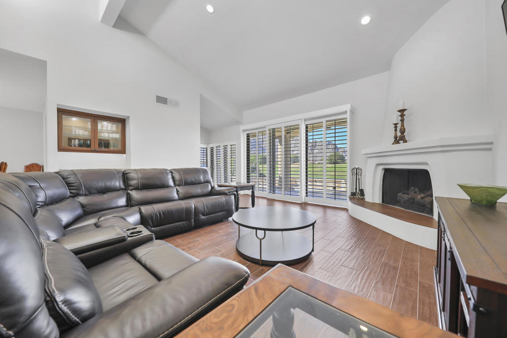 MLS #219137800DA image #7