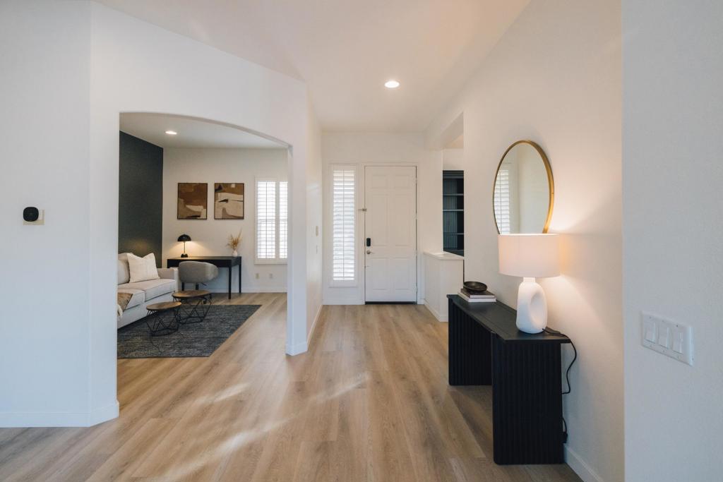 MLS #219137803DA image #4