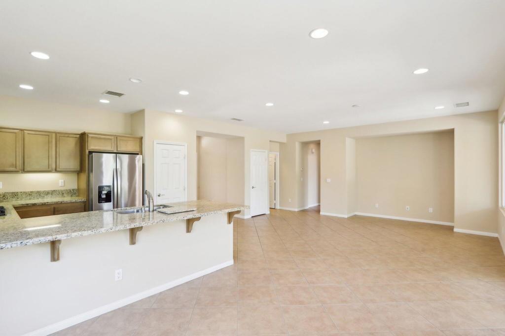 MLS #219137809DA image #16