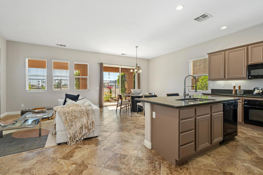 MLS #219137812DA image #1