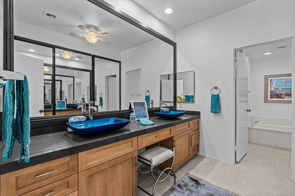 MLS #219137833DA image #18