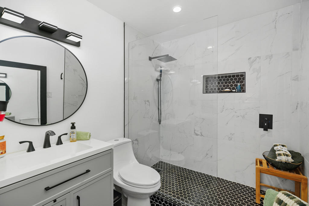 MLS #219137849DA image #17