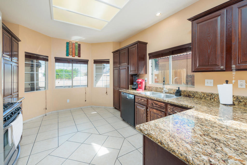 MLS #219137853DA image #4