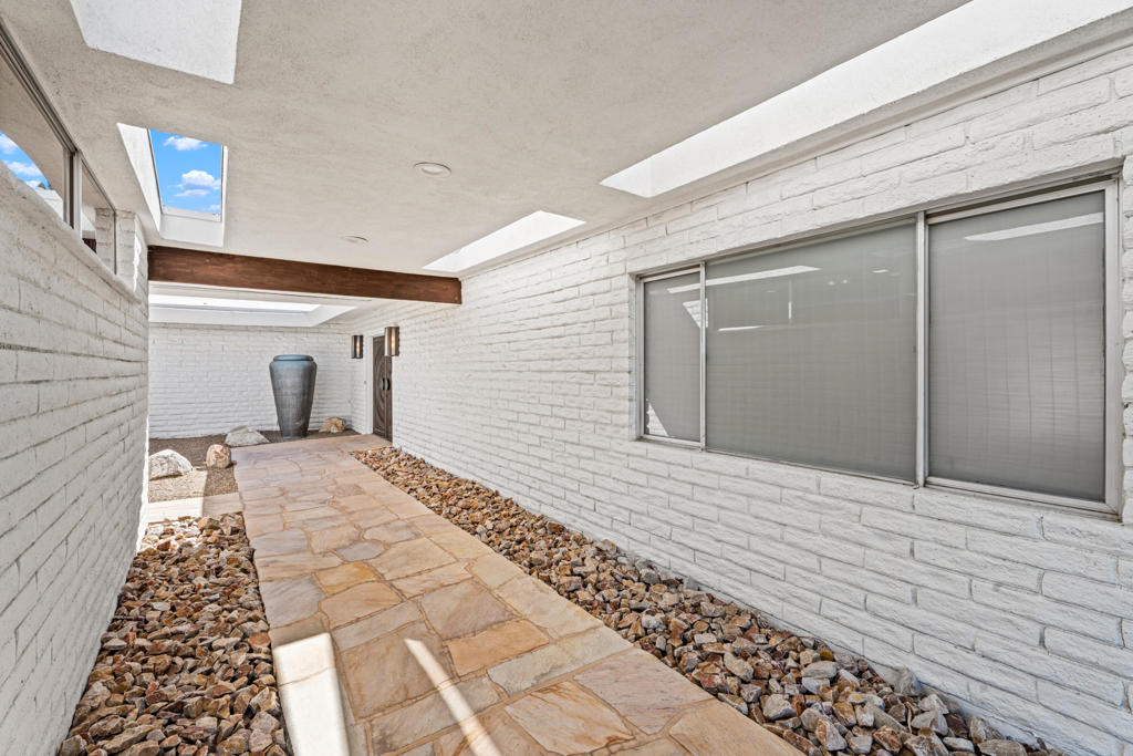 MLS #219137855DA image #5