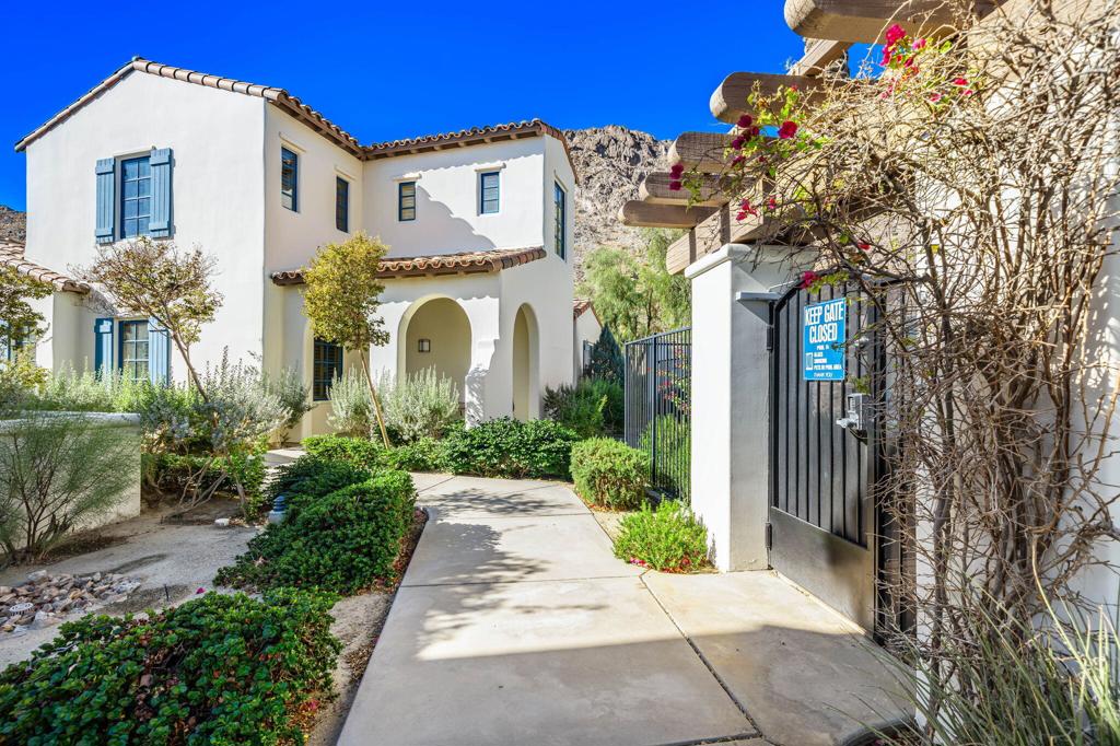 MLS #219137888DA image #3