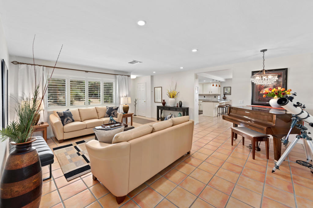 MLS #219137889DA image #4