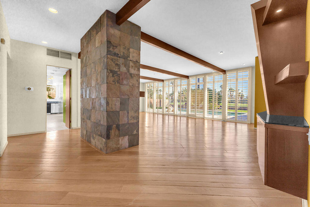 MLS #219137903DA image #4