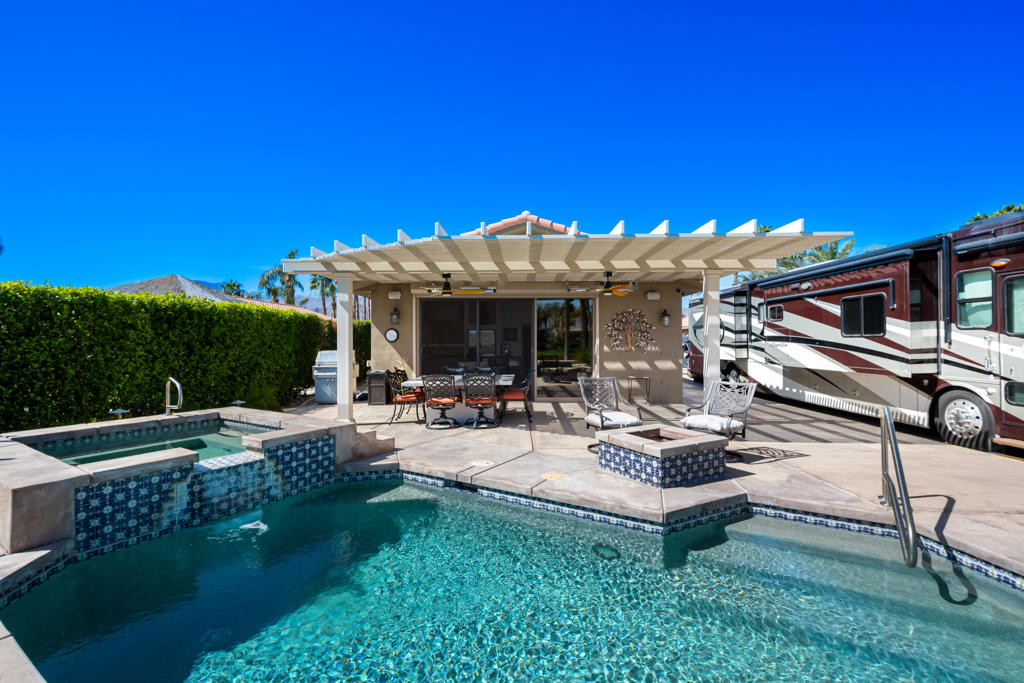 MLS #219137912DA image #3