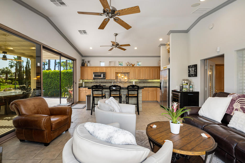 MLS #219137912DA image #8