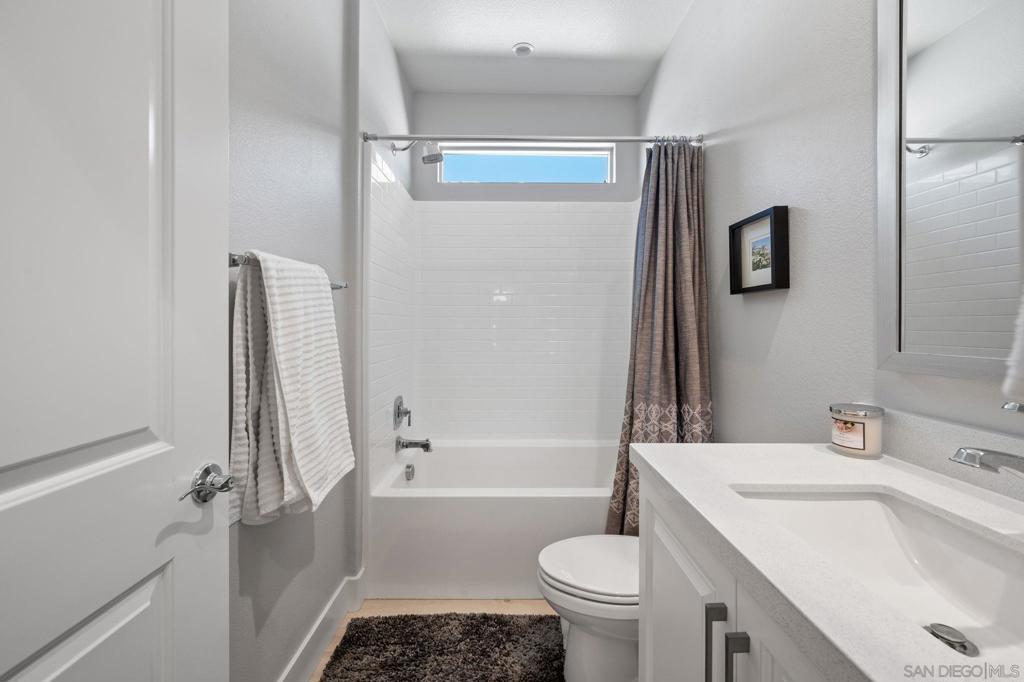 MLS #240021972SD image #29