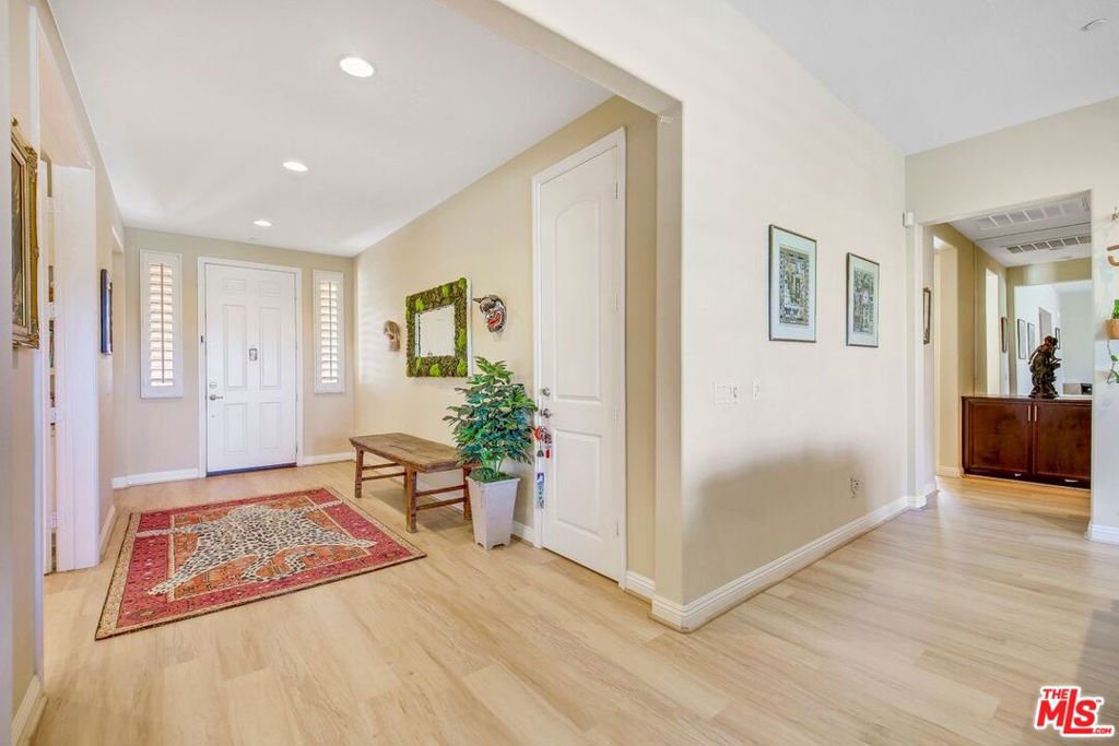 MLS #24380213 image #23