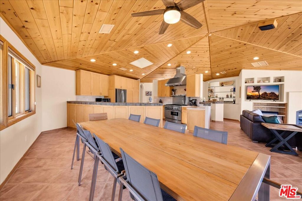 MLS #24434331 image #10