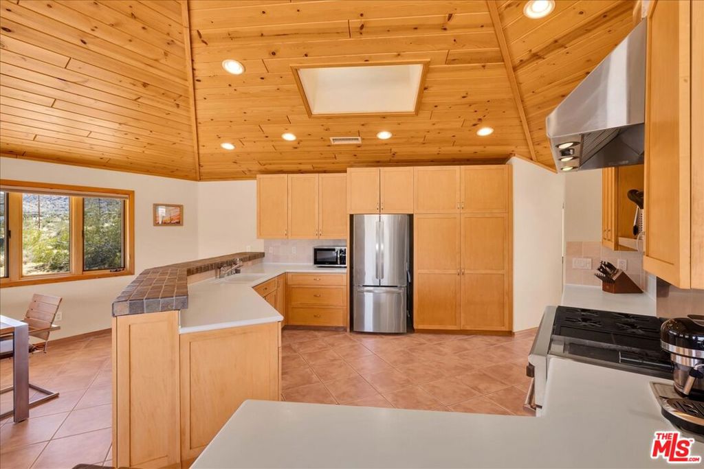 MLS #24434331 image #12