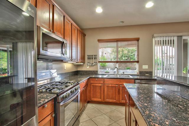 MLS #250035111SD image #12