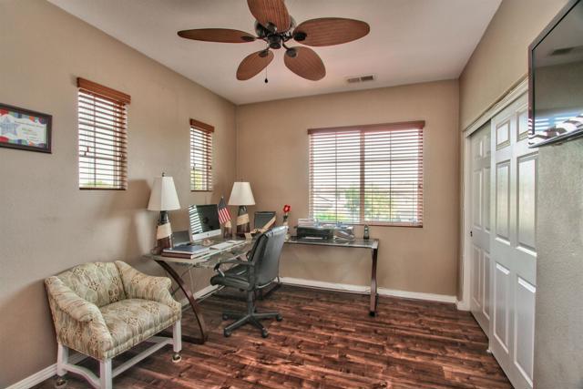 MLS #250035111SD image #21