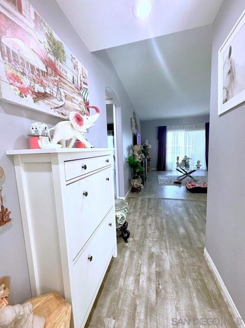 MLS #250035297SD image #12