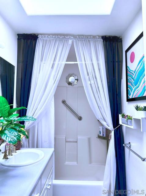 MLS #250035297SD image #22