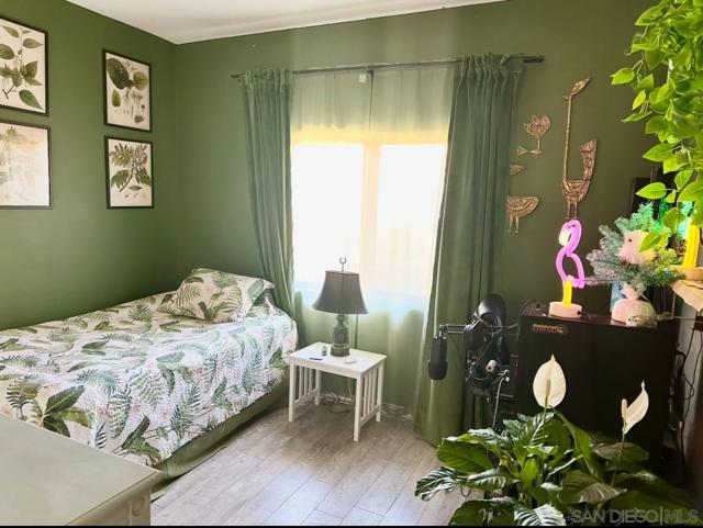 MLS #250035297SD image #25