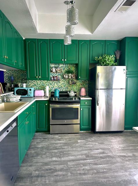 MLS #250035297SD image #32