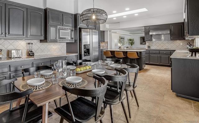 MLS #250036925SD image #9