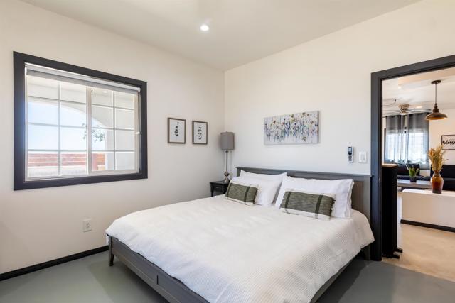 MLS #250039581SD image #12