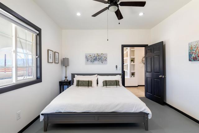 MLS #250039581SD image #13