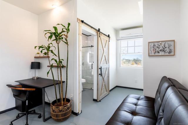 MLS #250039581SD image #15