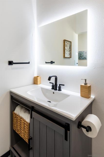 MLS #250039581SD image #18