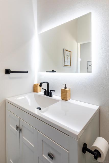 MLS #250039581SD image #25