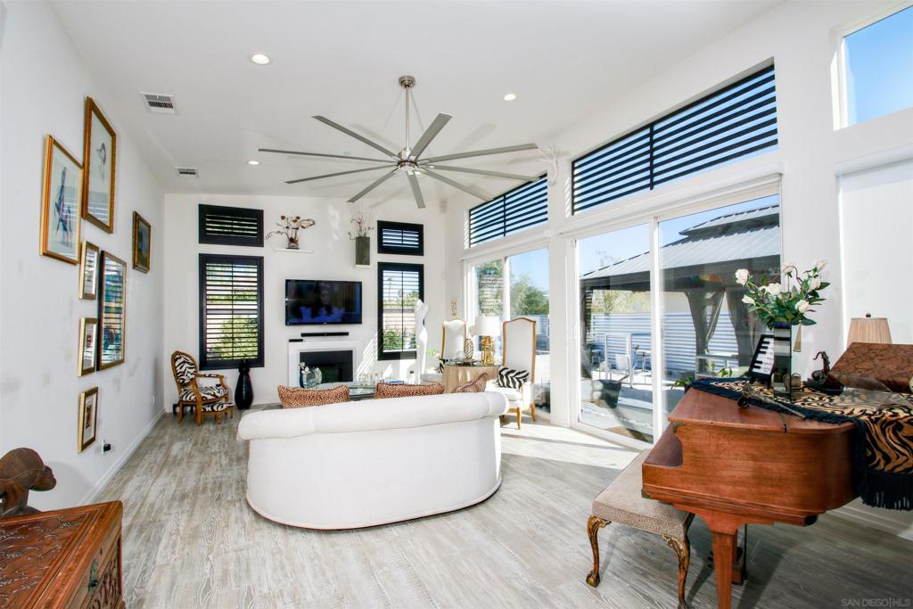 MLS #250040251SD image #14